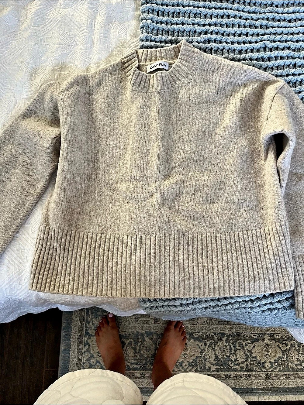 Calvin Klein cream/oat Crew Neck Sweater Like New